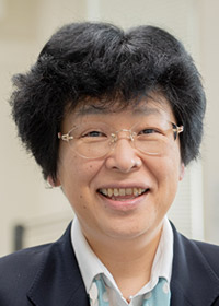Photo of Prof. Nozaki